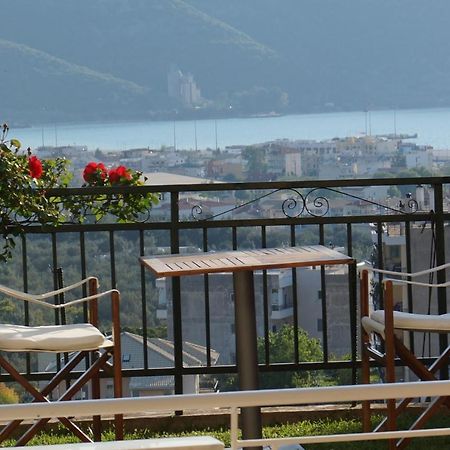 Τhe Sunny Apartments 伊古迈尼察 外观 照片