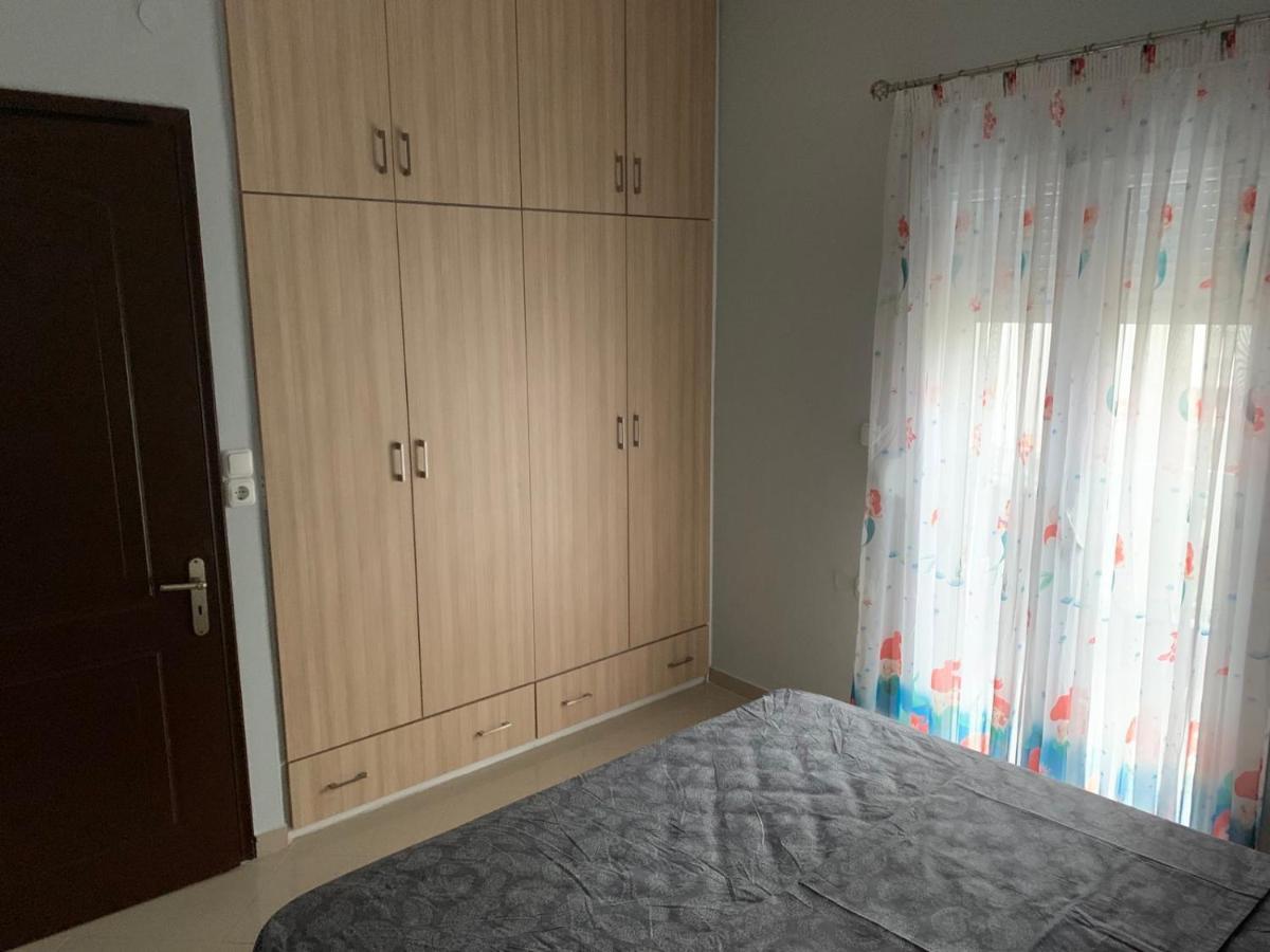 Τhe Sunny Apartments 伊古迈尼察 外观 照片