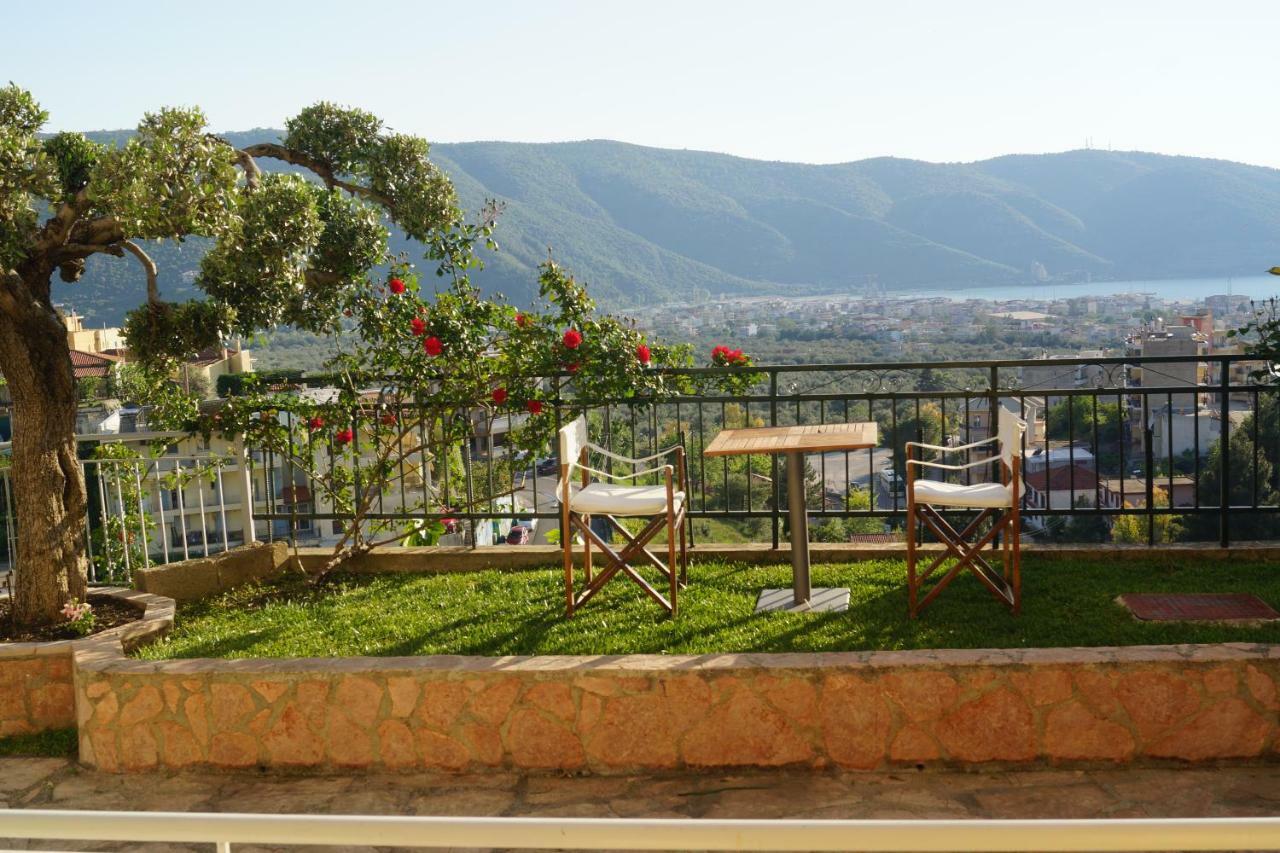 Τhe Sunny Apartments 伊古迈尼察 外观 照片